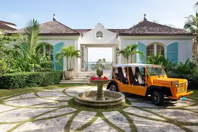 Image de Rosalita - Oceanfront Estate - Fully Staffed - Chef & Butlers