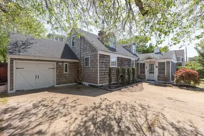 Image de North End Oceanside 3bd Home