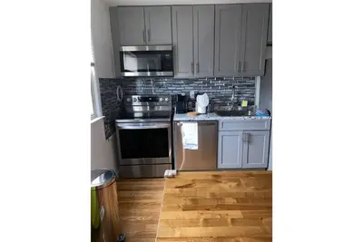 Image de Newly renovated 2 bedroom open concept apartment