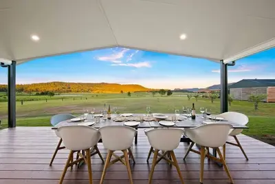 Image de The Charles at Broke - House
