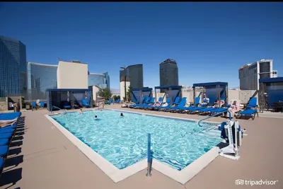 Image de High Rise Hotel on the Strip