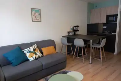Image de Studio rénové au pied des pistes avec balcon sud et parking privatif