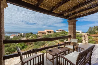 Image de Loi's 1 villa Ă 300m de la mer avec une vue panoramique