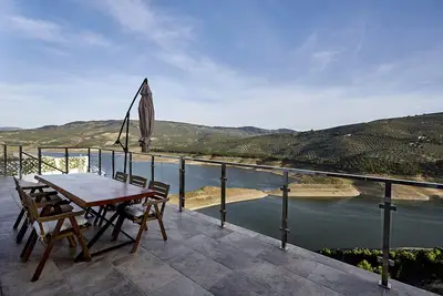 Image de Casa de Nueva Construcción con Vistas al Mayor Embalse de Andalucía