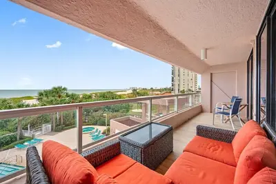 Image de Cbc 2-3c –Beautiful Beach Front Condo!