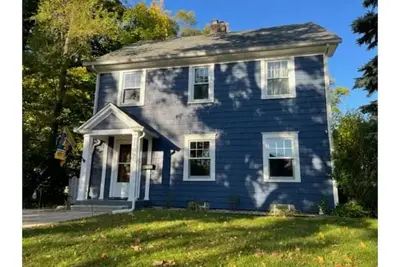 Image de Classic Notre Dame House. 7 mi walk to Campus via Angela or Eddy St. Sleeps 14.