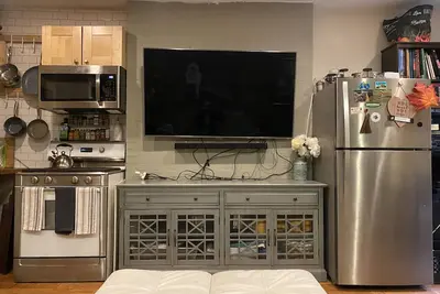 Image de Amazing Central Park Garden Apartment! ! !