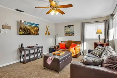 Image de Cozy home, with many nice updates in a quiet neighborhood