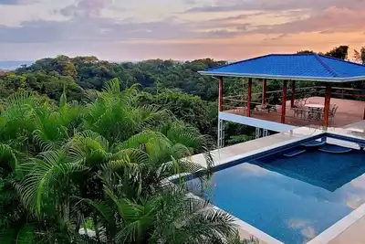 Image de 2 bedroom Casita w\/ Ocean and Jungle Views and Swimming Pool.