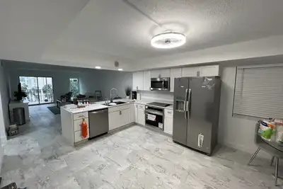 Image de Luxury Condo in St. Petersburg - 15 minutes from St. Pete Beach!