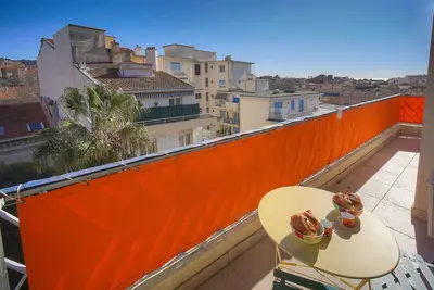 Image de Charmant 2 pièces rénové avec parking A1b244