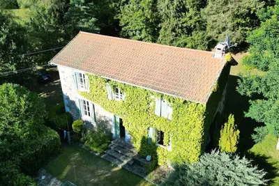 Image de Gite des Roziers Maison familiale chaleureuse, en campagne à coté de vulcania