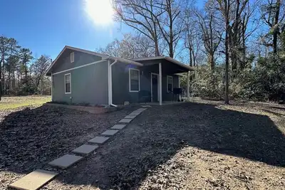 Image de Cozy country retreat! - Close to River Run and Lake Jacksonville