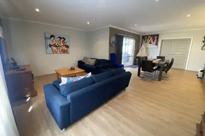 Image de Come, enjoy our Beach House. We love it! and we hope you will too.