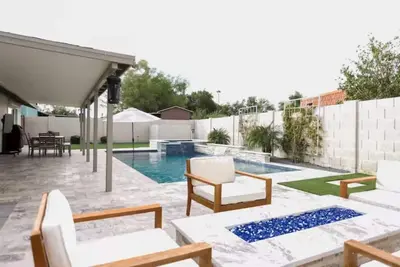 Image de Modern Scottsdale Home w/ Heated Pool/Spa/Fire Pit