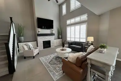 Image de Fun clean 5br w\/2 kitchens, 5 kings