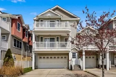 Image de Double Down, Down in Wildwood; Sleeps 17