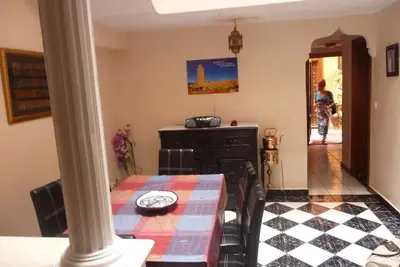 Image de Marrakech Centre Ryad 6 Personnes Dans Residence Avec Piscines