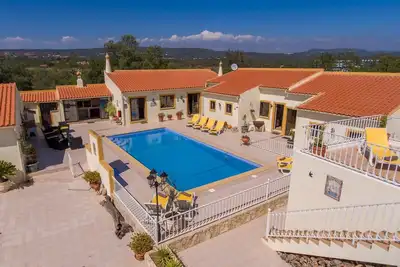 Image de Idéal pour des grands groupes! Chambres d'hôtes 4**** avec tout confort moderne