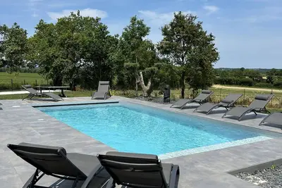 Image de Villa Piscine Chauffée Jacuzzi & Multi activités Vue Nature