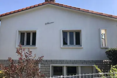Image de Appartement/maison pour 6 personnes Ă 100m de la plage