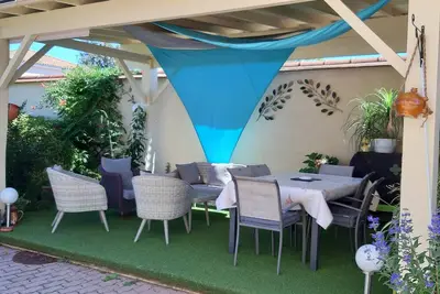 Image de Marie et Marcel vous accueillerons dans petite maison avec jardin