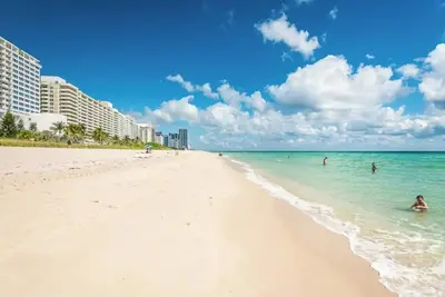 Image de Beachfront Studio w/ Ocean View, Miami Beach