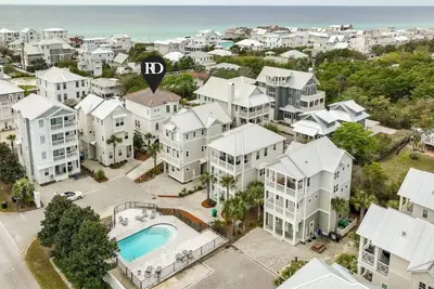 Image de Pet Friendly + Great Gulf Views- 15 Mathis Cove by Royal Destinations