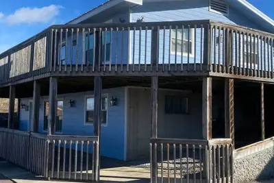 Image de Beach House w/ Vip pkg- Bachelor Parties welcome!