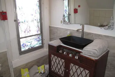Image de Sweet one bedroom suite in the heart of the city! Unique Apartment