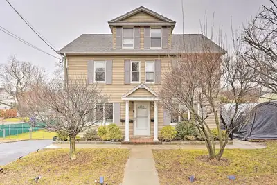 Image de Charming Mamaroneck Home ~ 22 Mi to Manhattan