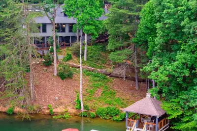 Image de Gleesome Inn - Lake Blue Ridge with Private Dock