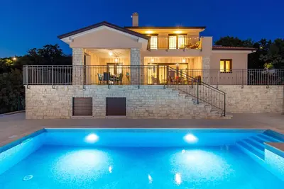 Image de Cozy villa with amazing view from terrace, pool, close to the beach