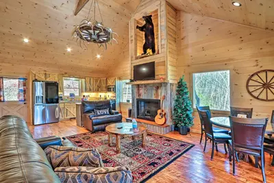 Image de Luxury Cabin Vacation Rental in Mineral Bluff