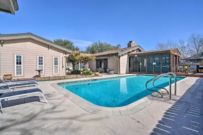 Image de San Antonio Home w/ Pool, Near Lackland Afb!