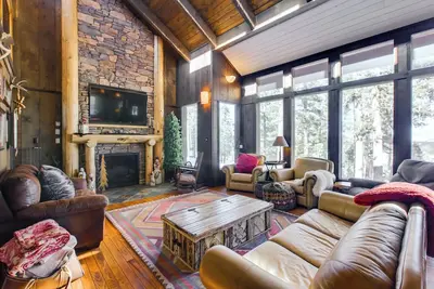 Image de Angel Fire Cabin w/ Game Room ~ 4 Mi to Ski Resort