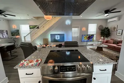 Image de New Centennial Park luxury Smart Home w e-bikes