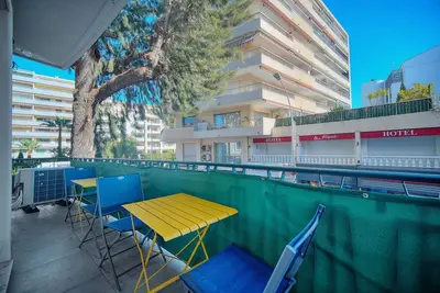 Image de 2 Pieces Moderne  300 m plages Croisette A1b238