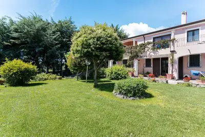 Image de Maison de vacances \"Residenza Le Magnolie\" avec terrasse, jardin partagé et Wi-Fi.