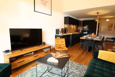 Image de Superbe Appartement 4 Étoiles, 2 Chambres, Proche Pistes, Balcon, Parking, Ski & Vélo