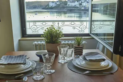 Image de Studio moderne au cœur de Sauzon avec kitchenette et Wi-Fi