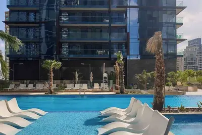 Image de Lux 2br in MarinaGate Minutes away from the Beach