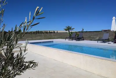 Image de Deux maisons à la campagne avec spa et piscine privée