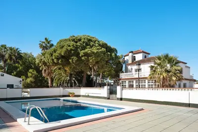 Villa \"Paraíso\" avec piscine privée, terrasse et Wi-Fi
