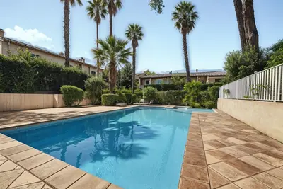 Image de Maison 95m² dans un quartier calme à Saint-Tropez