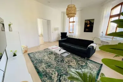 Image de Yourfavoritebed 90m2 Designwohnung im Zentrum 1