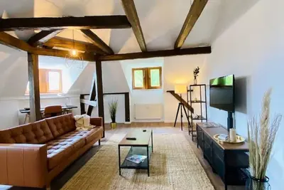 Yourfavoritebed 80m2 Designwohnung im Zentrum 2