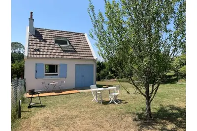 Image de Maison 5-6 pers avec jardin, à 10 minutes de Disney. Pk, bbq, Wii & Wifi