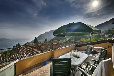 Rustico Balòt 21 - Theater Home, with pool and lake view