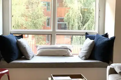 Image de In Town- Garage, Walk To Main St/3 Min To Gondola/Lift And Festivals